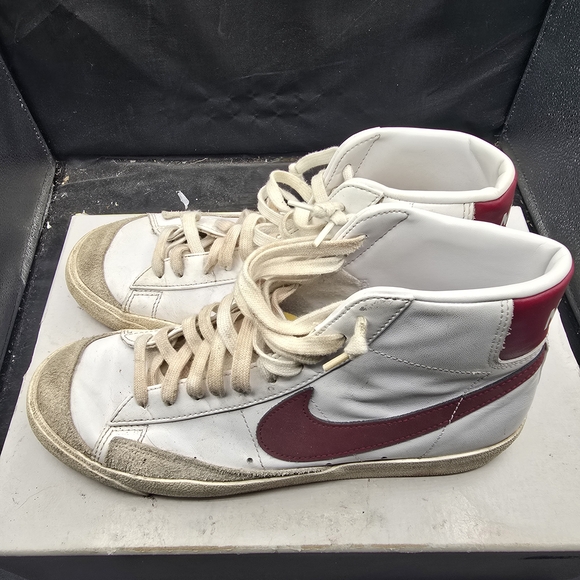 Nike‎ White Sneakers with Red Swoosh and Yellow Tongue Lining main image 5